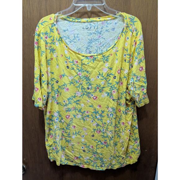 Ann Taylor LOFT Tops - Ann Taylor Loft Yellow Floral T-shirt
